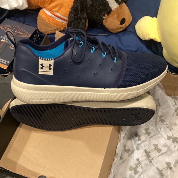 Under armour charged 24/7 - Picture 2 of 5